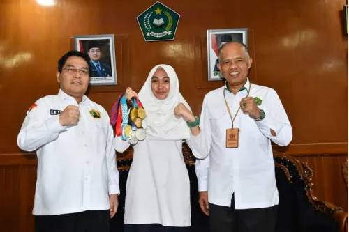 Pelepasan Siswa MTsN 2 Bukittinggi Menuju Kejohanan Naga Malaysia Junior Silat Championship League 2025