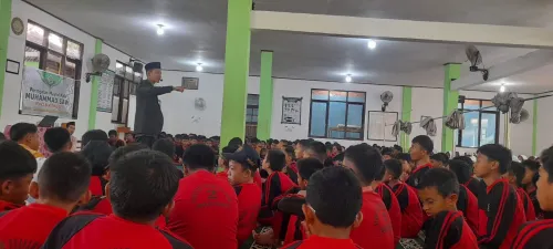 Mengambil Hikmah dari Peringatan Maulid Nabi SAW.